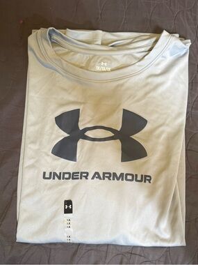 Under Armour Women Short-Sleeve Performance Tee